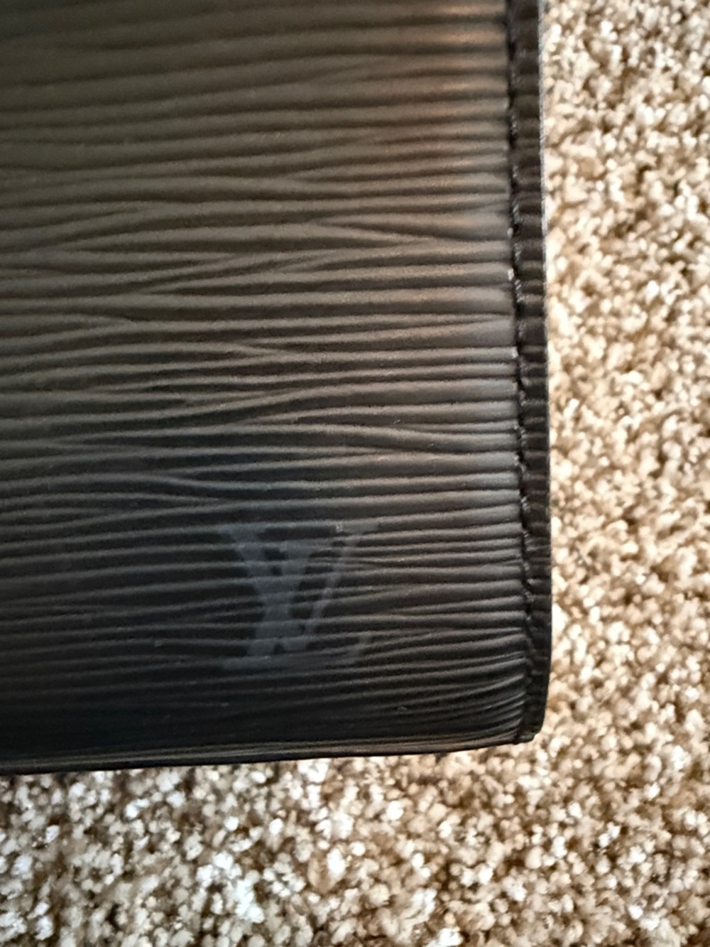 Louis Vuitton Black Epi Leather Top Handle Satchel with Gold Hardware - Picture 4 of 8